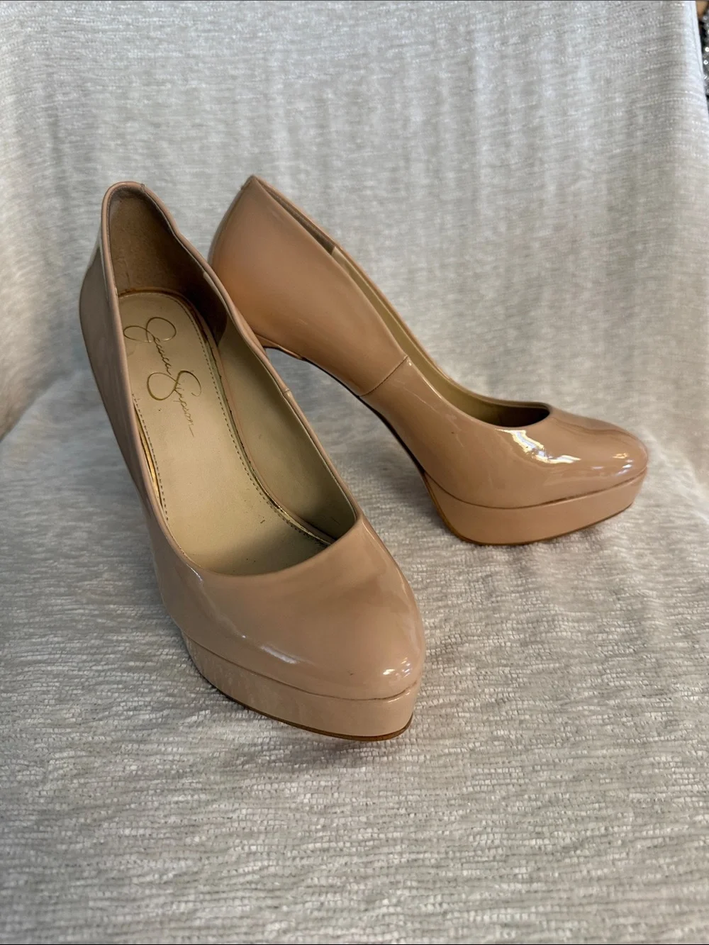 Jessica Simpson Nude Patent Platform Pumps Size 8.5